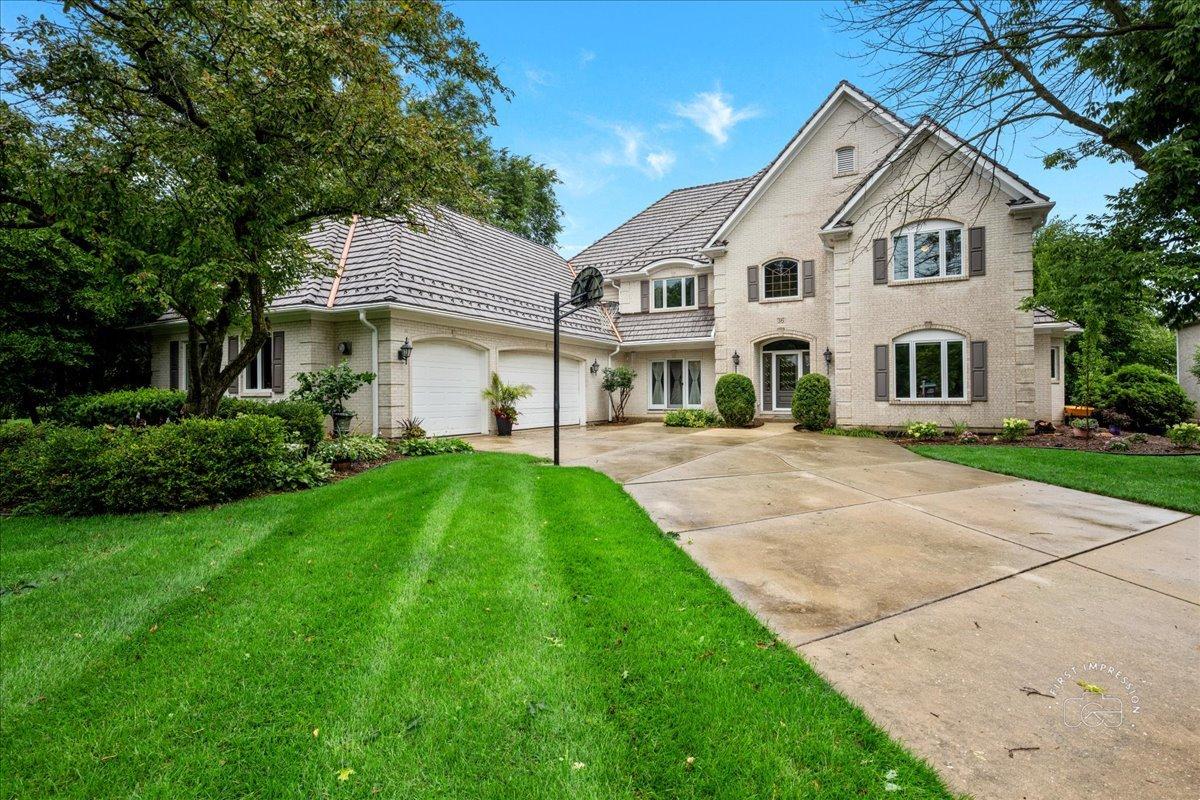 36 Oak Bluff Ct., Naperville, IL 60565