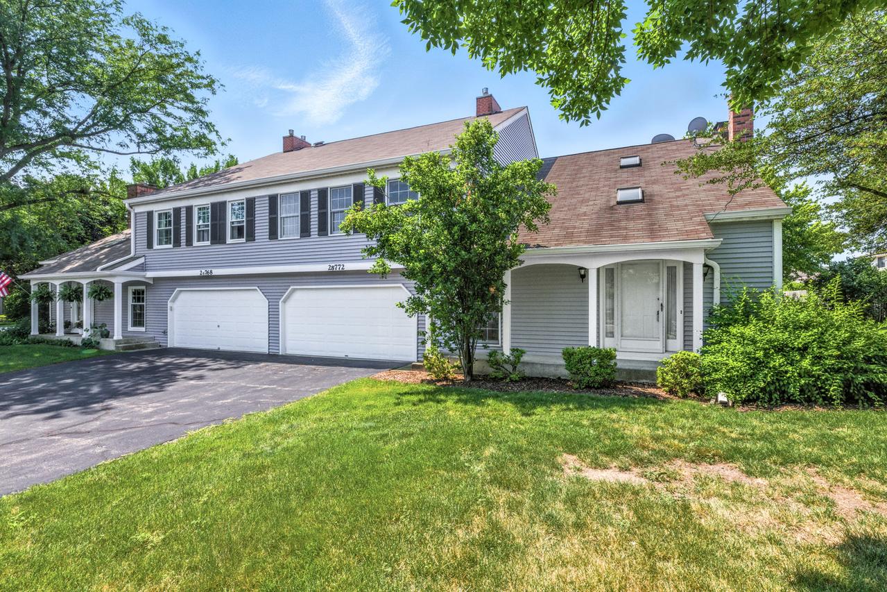 2S772 Timber Dr., Warrenville, IL 60555