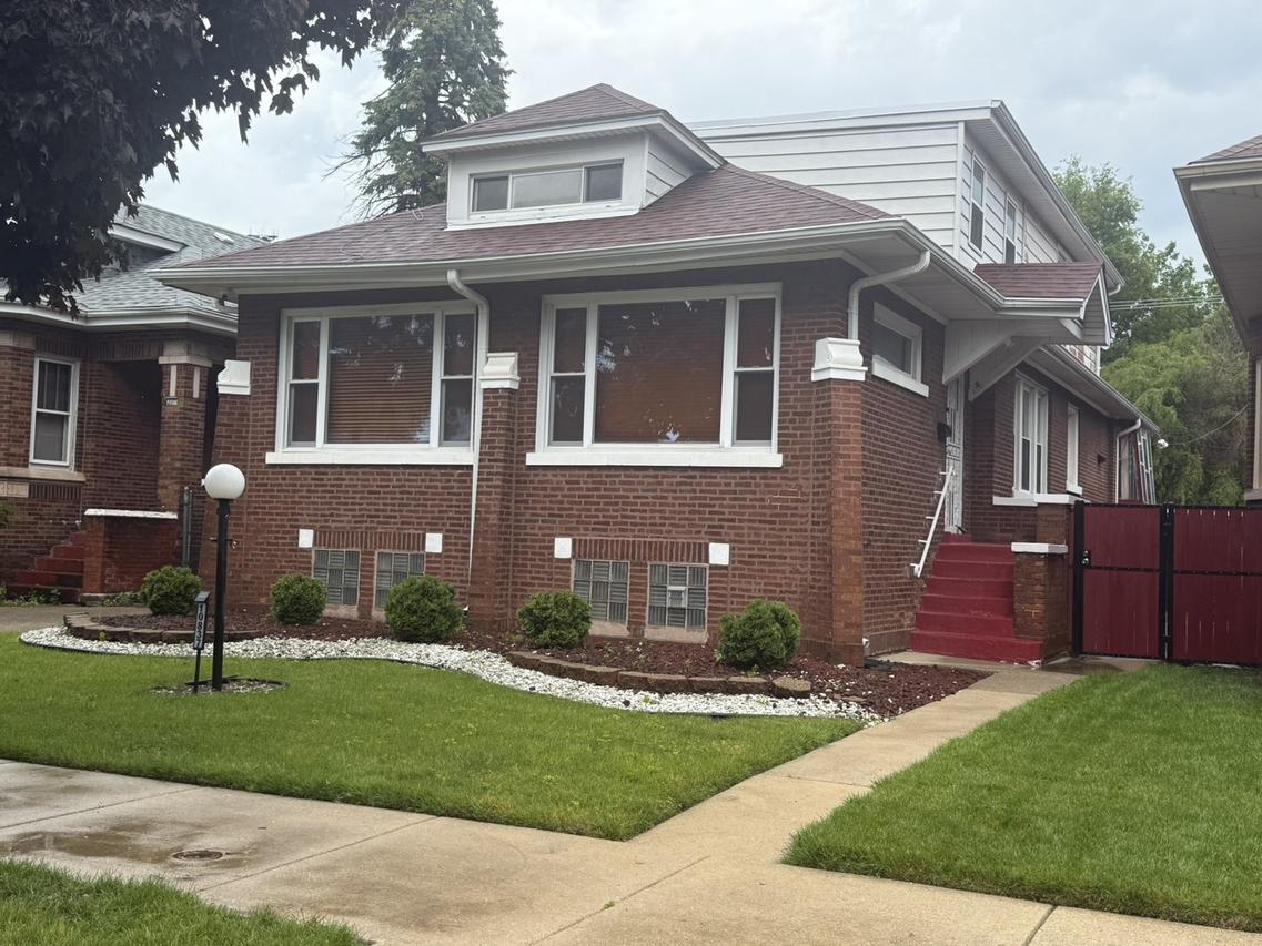 10837 S Normal St., Chicago, IL 60628