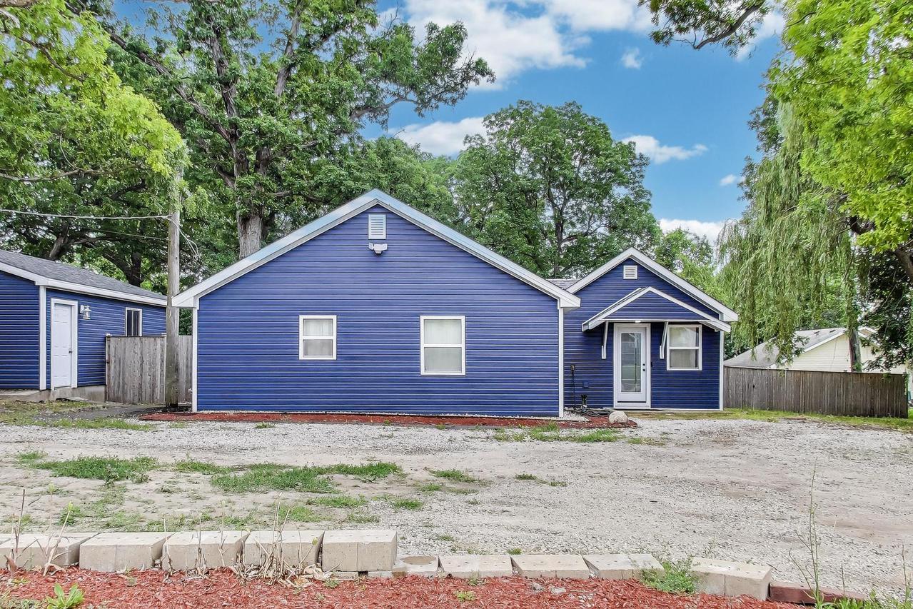 43173 N Lake Ave., Antioch, IL 60002