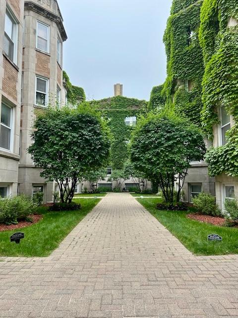 865 W Cornelia Ave. #1, Chicago, IL 60657