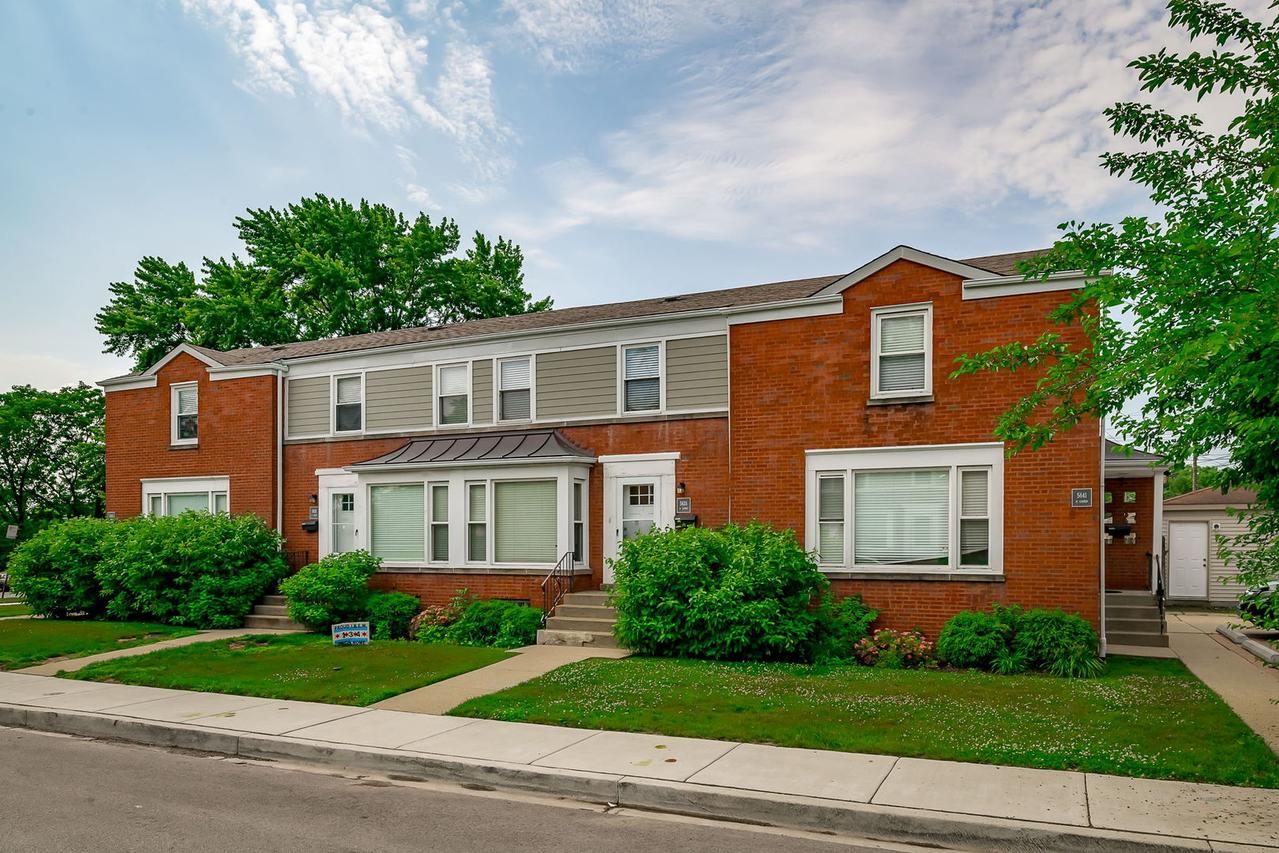 5641 W Carmen Ave., Chicago, IL 60630