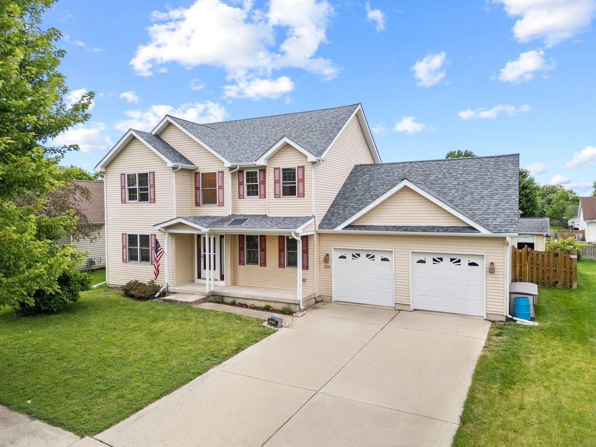 1210 Orchard Ln., Harvard, IL 60033
