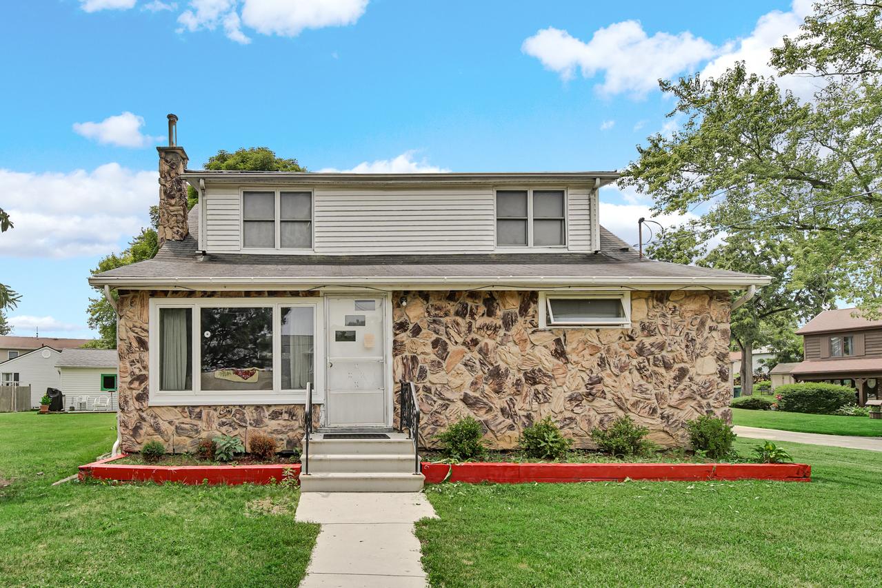 23761 N Cottage Rd., Lake Zurich, IL 60047