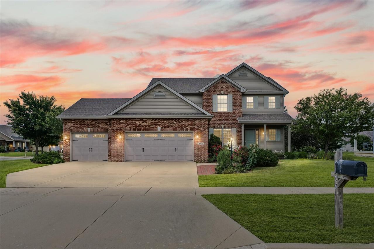 4906 Watermark Dr., Champaign, IL 61822