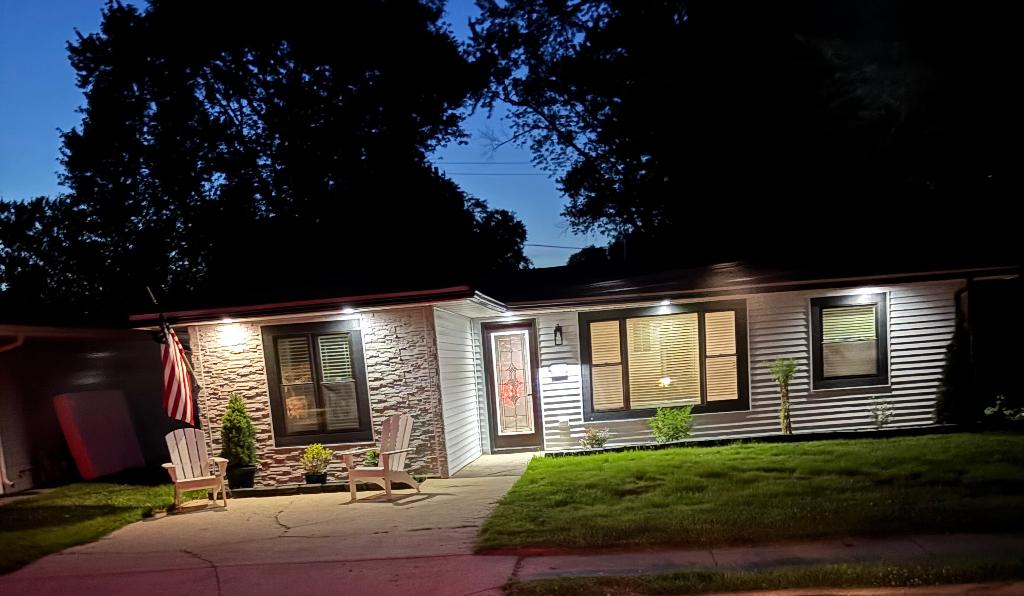 408 E High St., Morris, IL 60450
