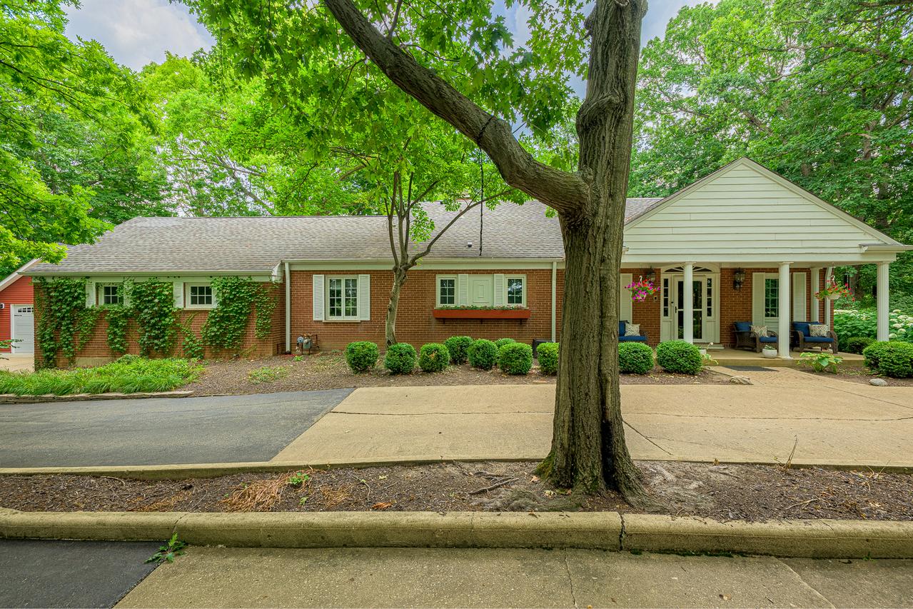 20735 Wolf Rd., Mokena, IL 60448