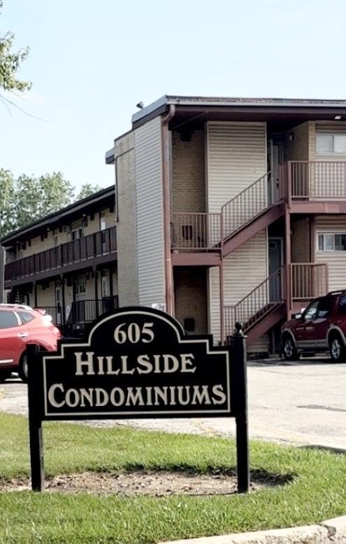 605 N Wolf Rd. #B9, Hillside, IL 60162