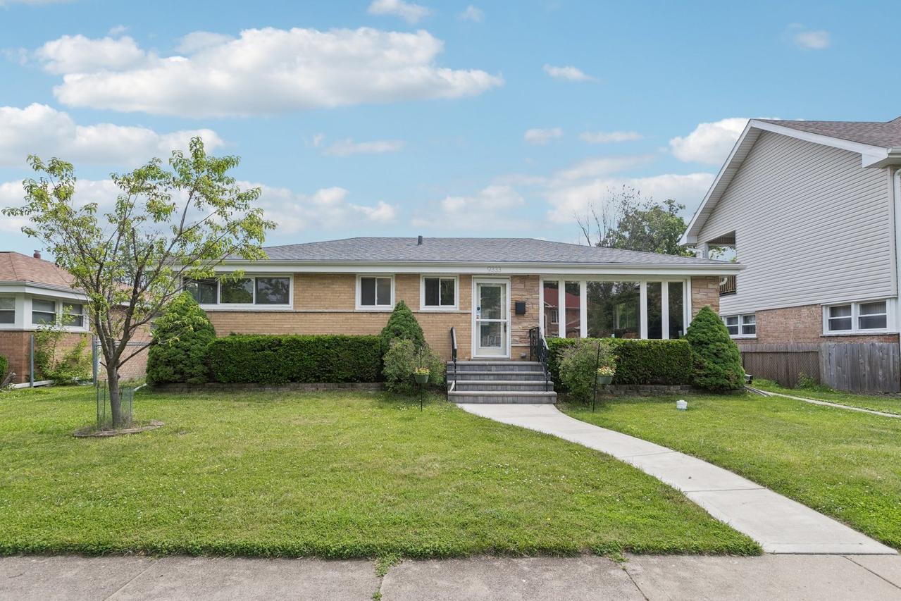 9333 Kildare Ave., Skokie, IL 60076