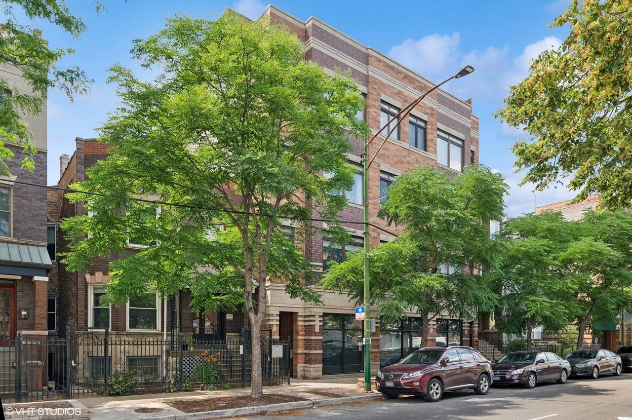 3516 N Ashland Ave. #3S, Chicago, IL 60657
