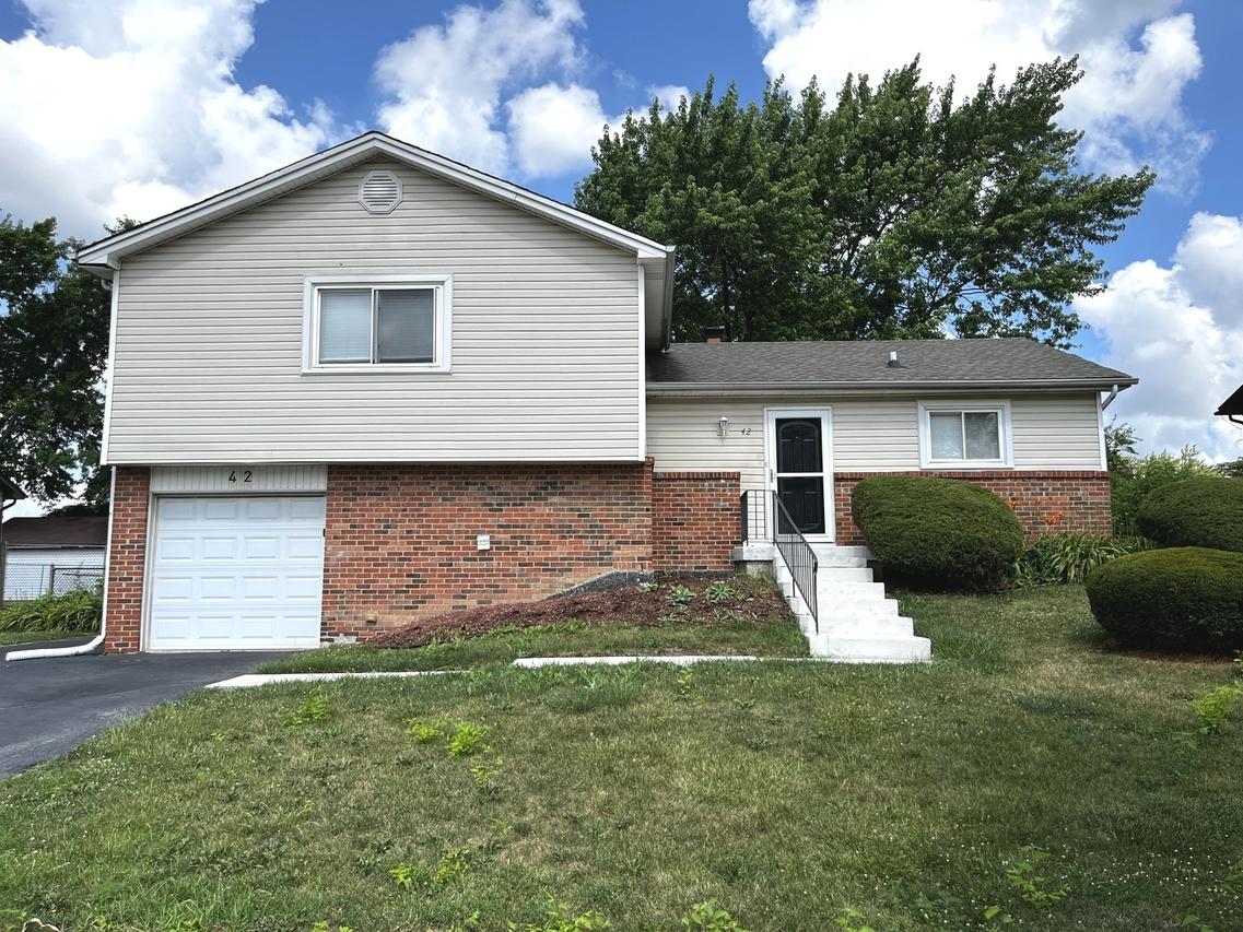 42 Pheasant Rd., Matteson, IL 60443