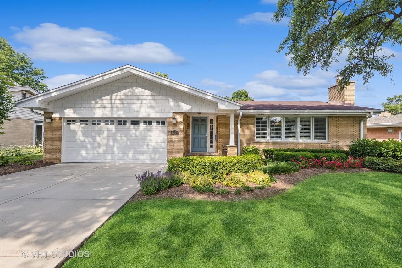 5204 Clausen Ave., Western Springs, IL 60558