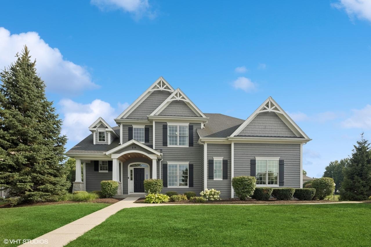 814 Sunflower Dr., Geneva, IL 60134