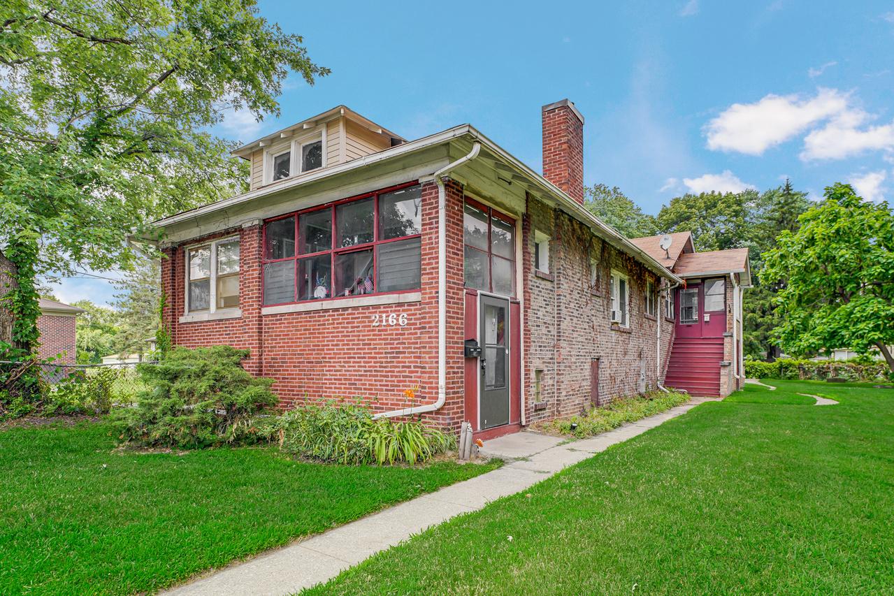 2166 171st St., Hazel Crest, IL 60429