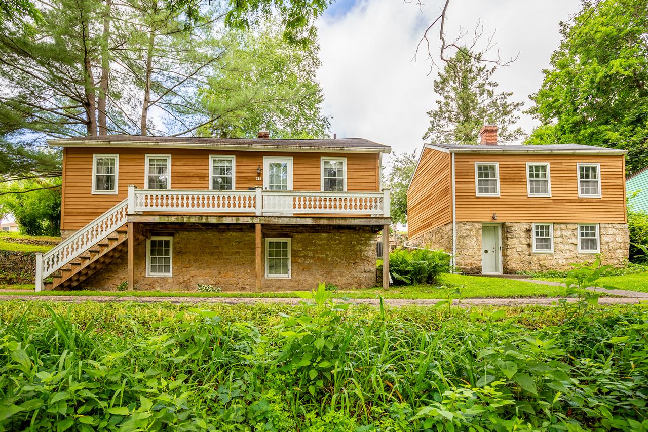244 S Division St., Galena, IL 61036
