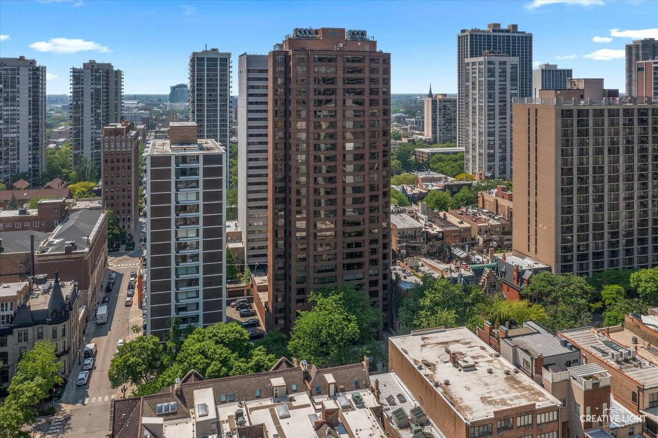 1410 N State Pkwy. #5B, Chicago, IL 60610