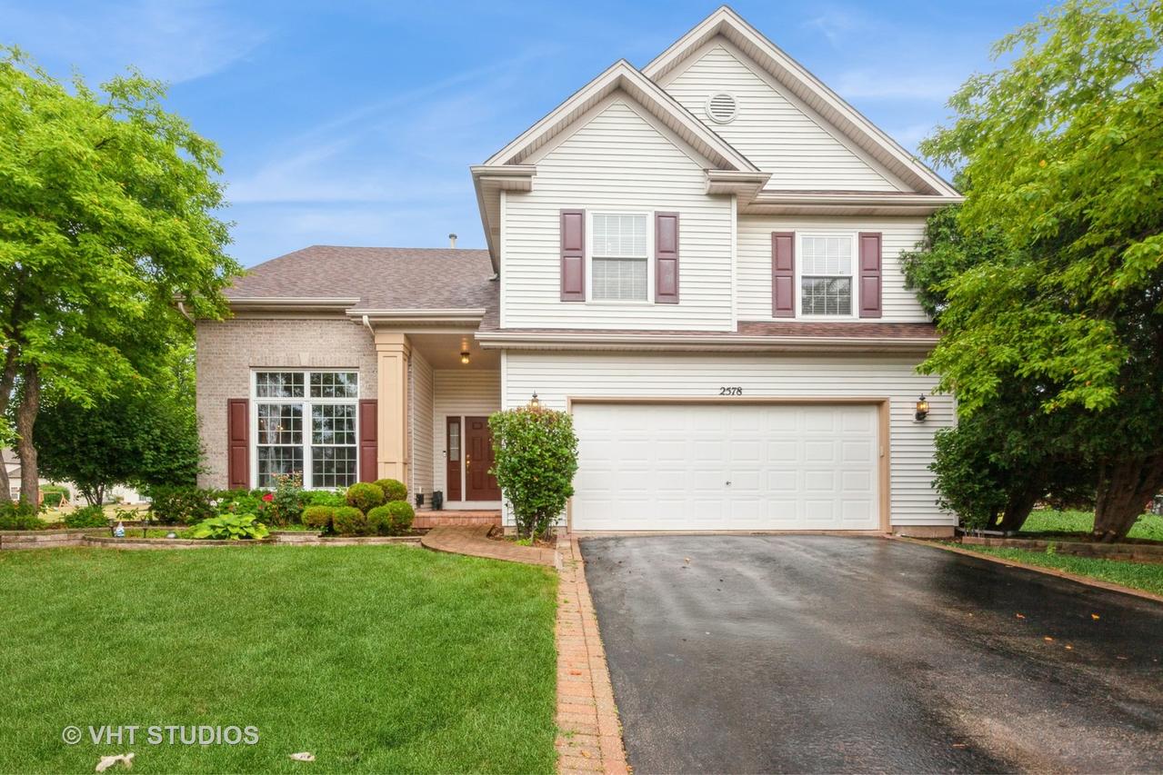 2578 Crestview Dr., Aurora, IL 60502