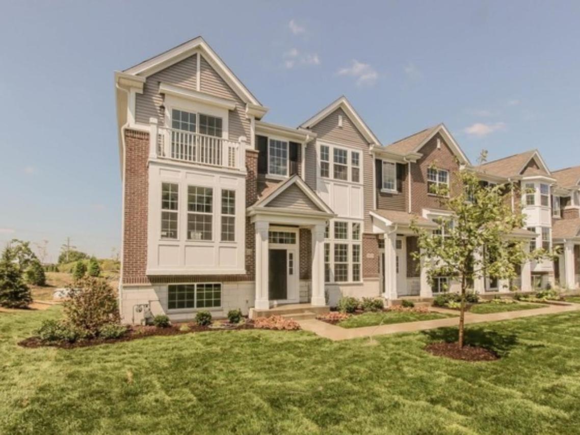2925 Madison Dr., Naperville, IL 60564