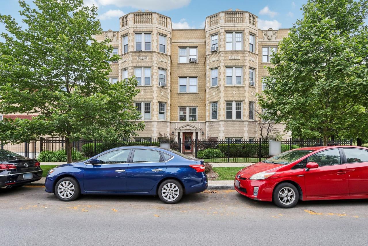 6203 N Oakley St. #3, Chicago, IL 60659