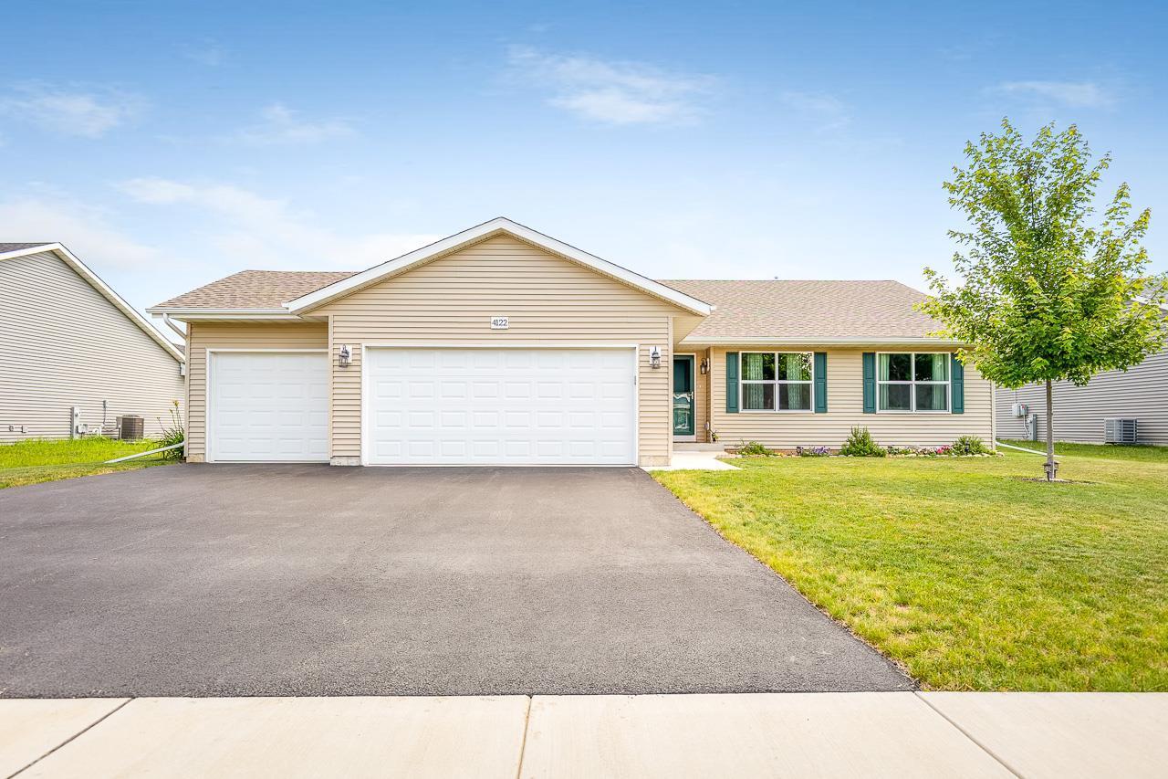 4122 Waters Edge Dr., Belvidere, IL 61008