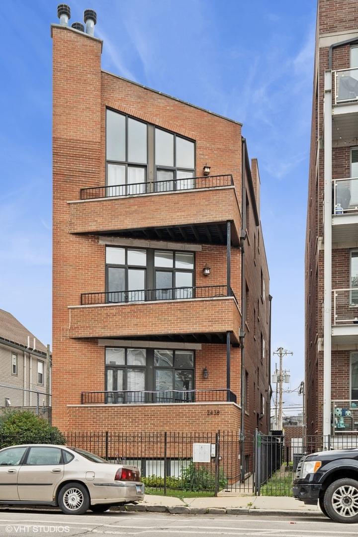 2438 N Clybourn Ave. #2, Chicago, IL 60614