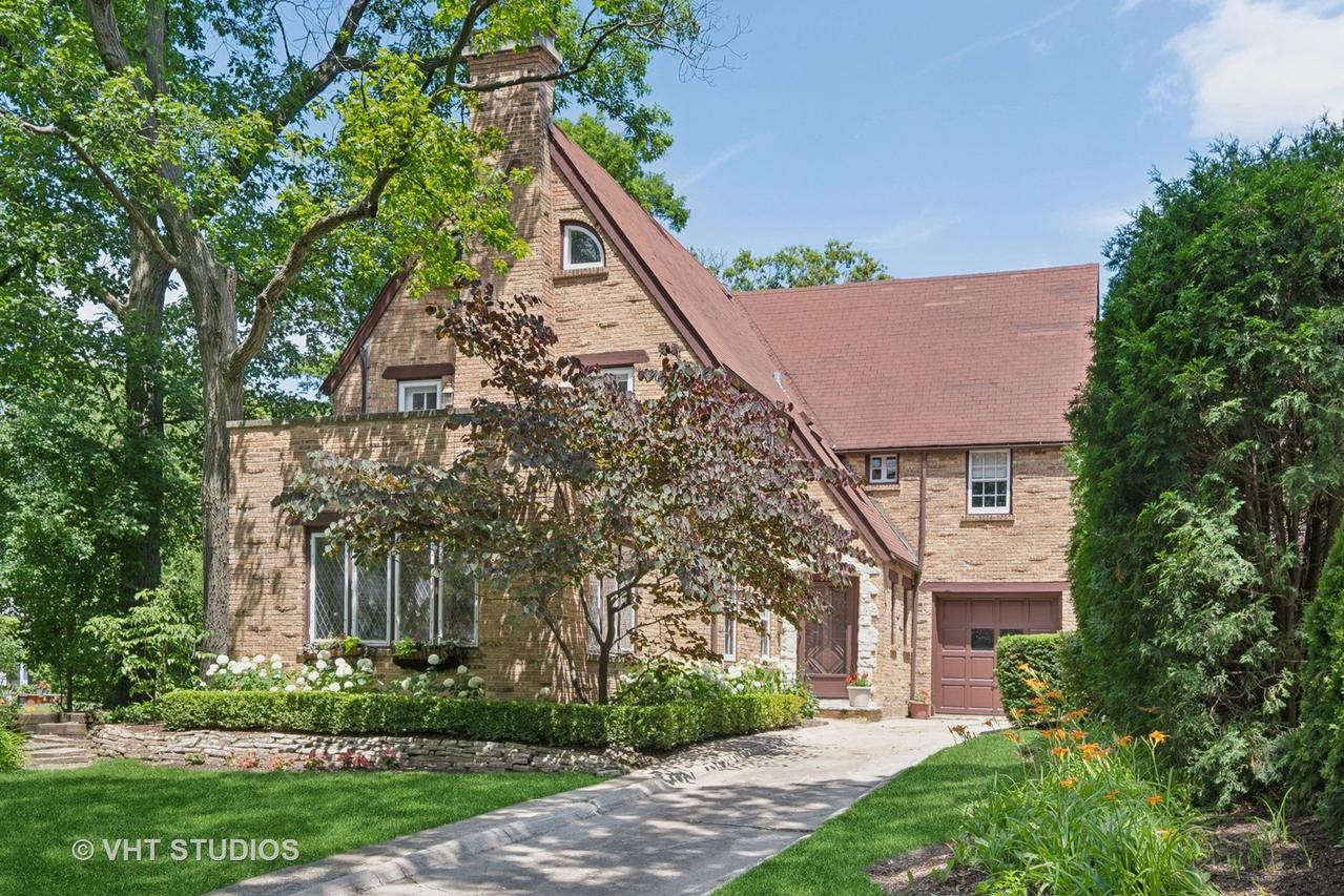 511 Woodlawn Ave., Glencoe, IL 60022