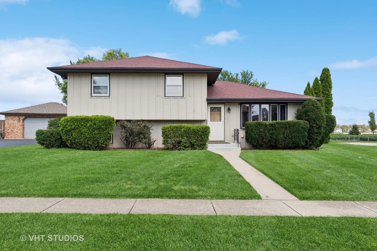 1921 Cecily Dr., Joliet, IL 60435