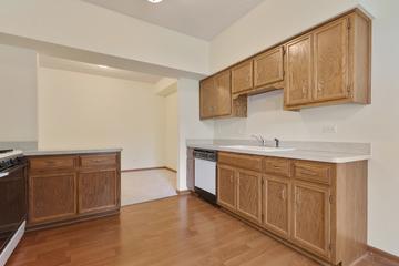 18423 Pine Lake Dr. #2, Tinley Park, IL 60477