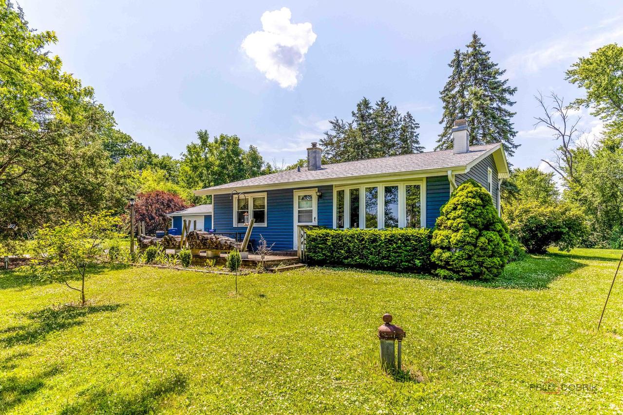 23581 W Petite Lake Rd., Lake Villa, IL 60046