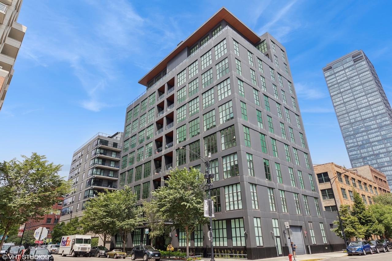 900 W Washington Blvd. #404, Chicago, IL 60607