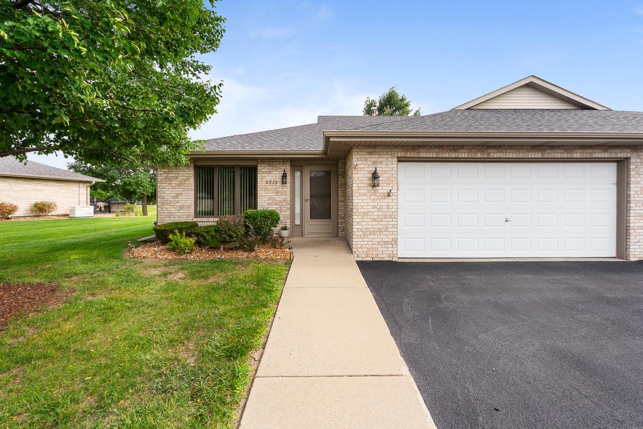 2526 Par Four Ct., Joliet, IL 60436