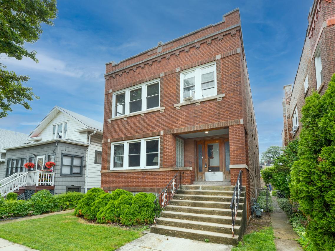 5321 W 23rd St., Cicero, IL 60804
