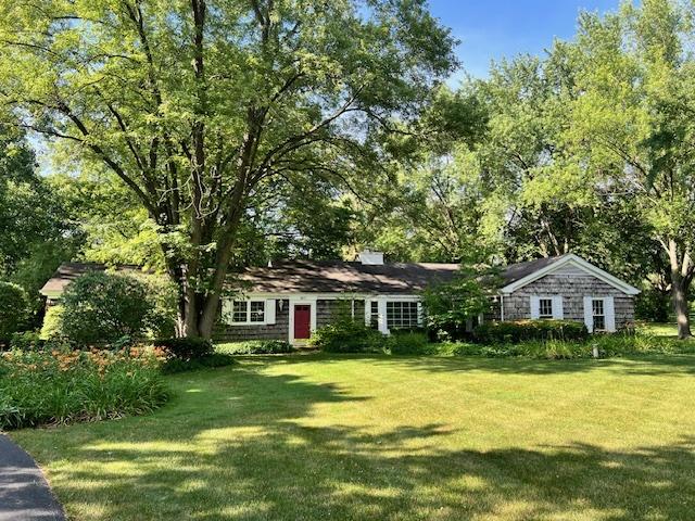 1917 Thornhill Rd., Inverness, IL 60067