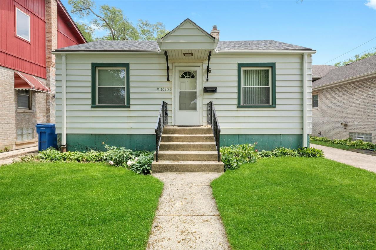 10455 S Spaulding Ave., Chicago, IL 60655