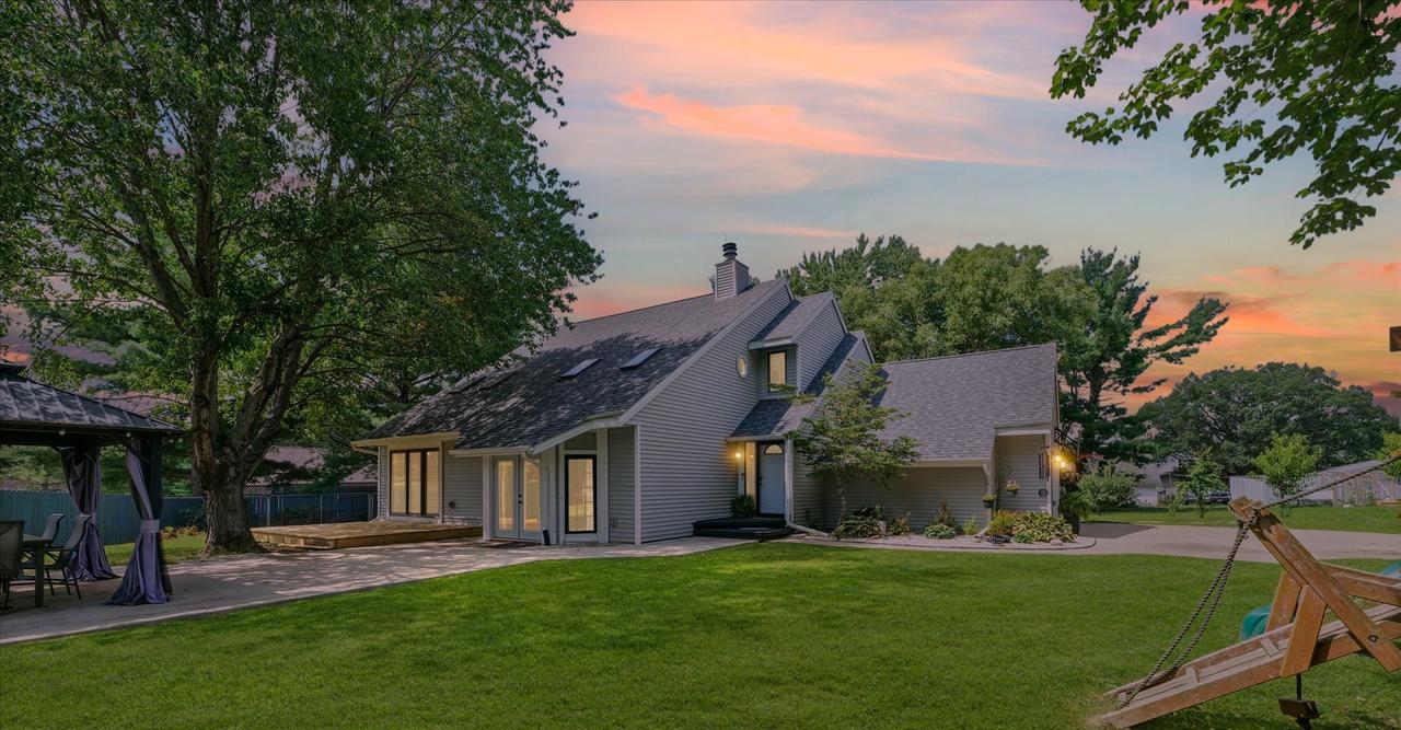 1196 Sandra Ln., Monticello, IL 61856
