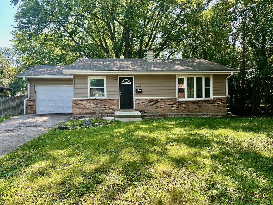 303 Ann St., South Elgin, IL 60177