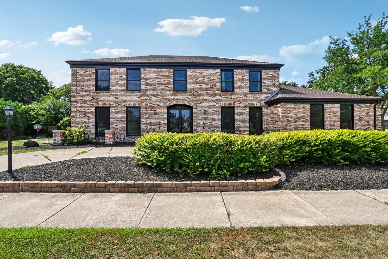 6527 Maple St., Morton Grove, IL 60053