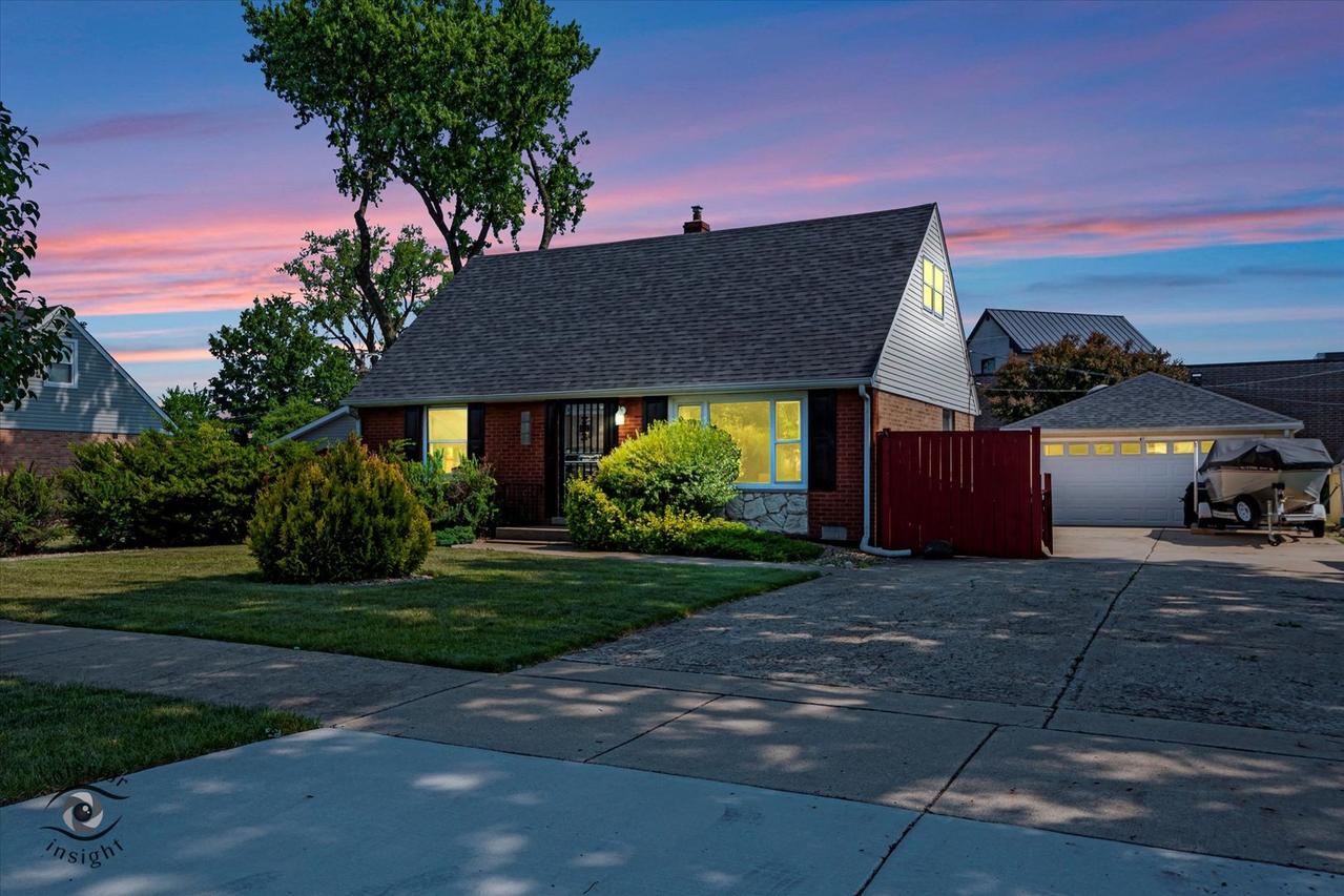 7117 W 82nd Pl., Burbank, IL 60459