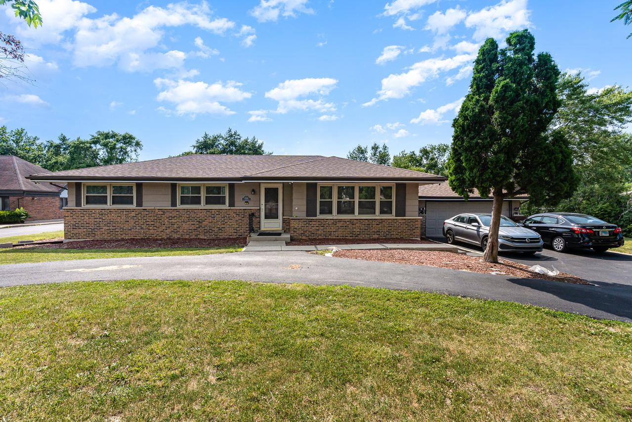 17212 Harlem Ave., Tinley Park, IL 60477