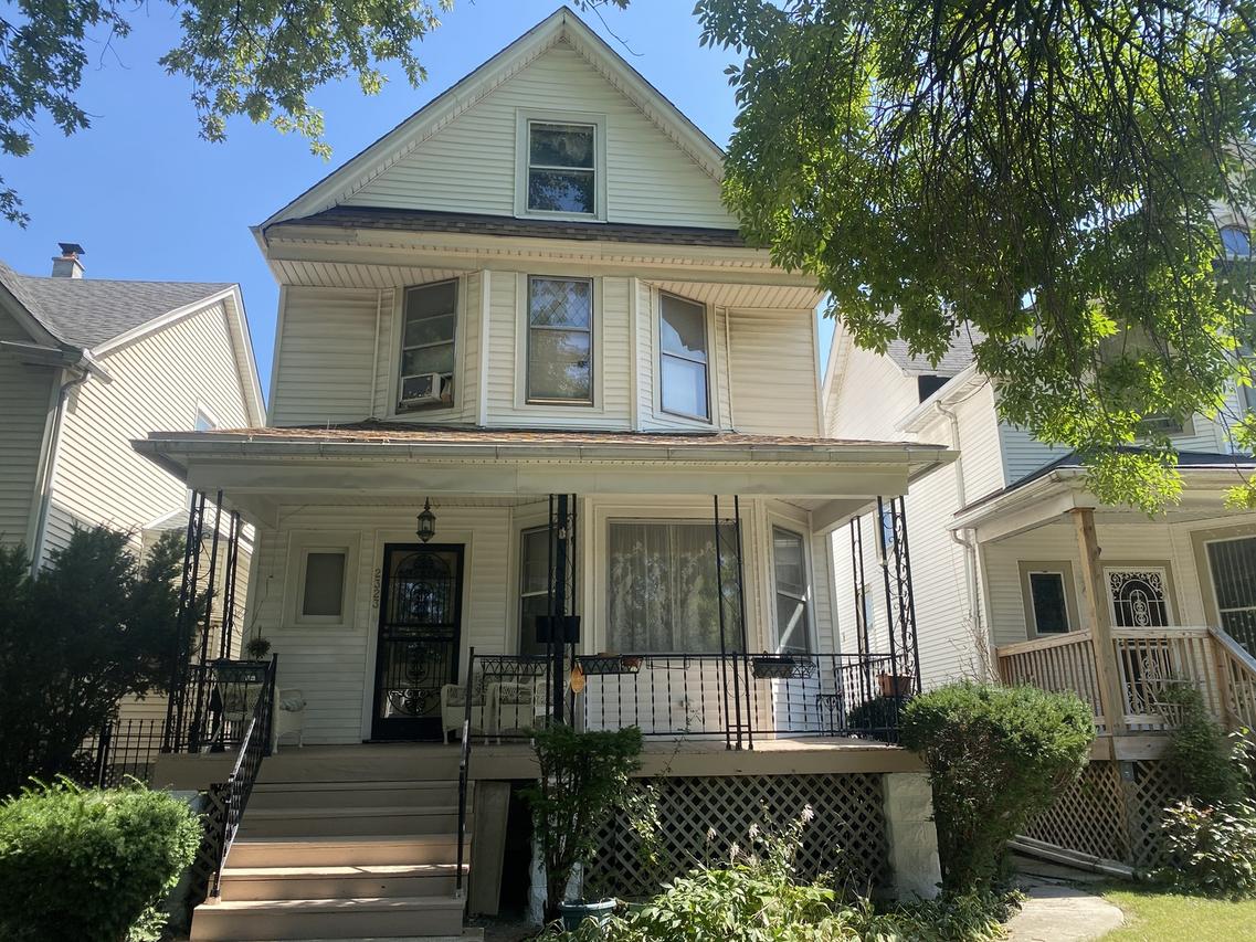 2323 N Monticello Ave., Chicago, IL 60647