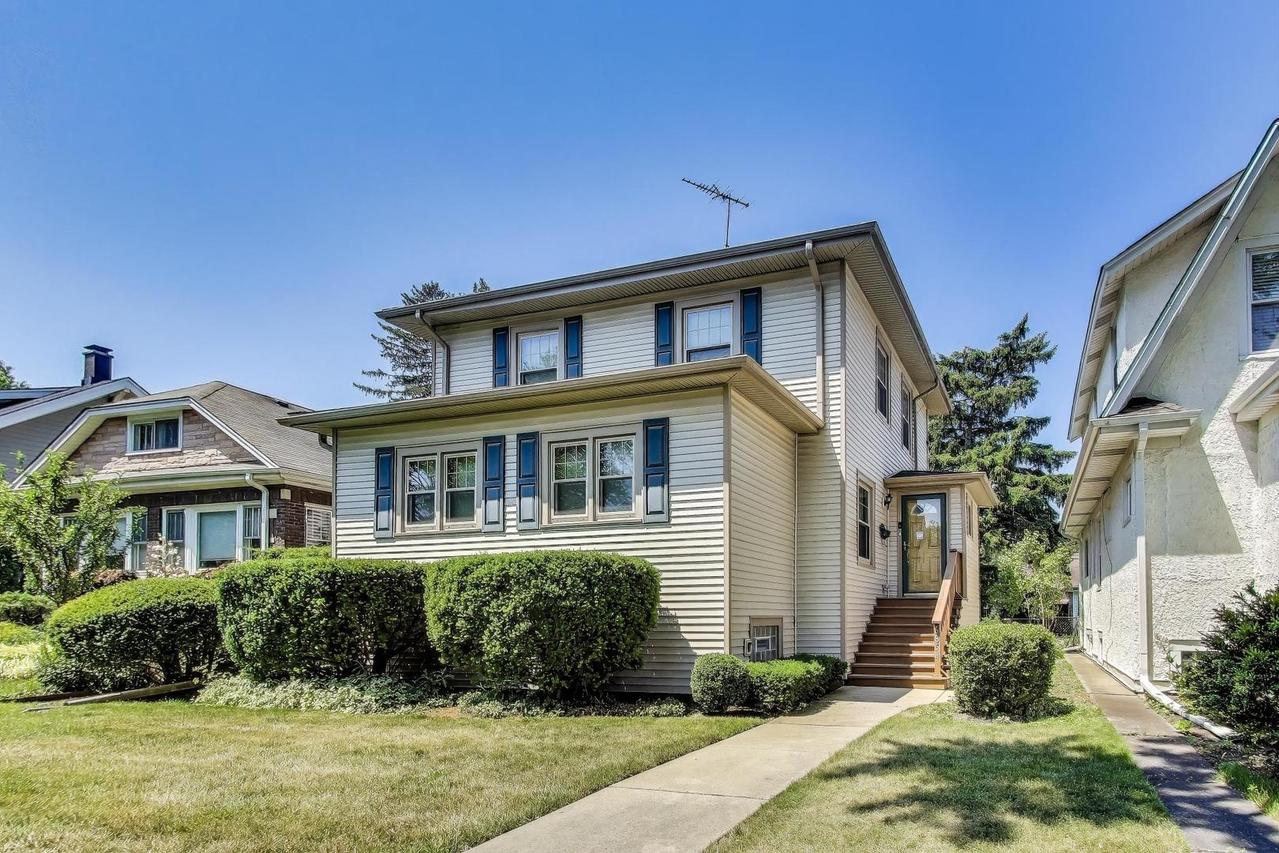 6854 N Osceola Ave., Chicago, IL 60631