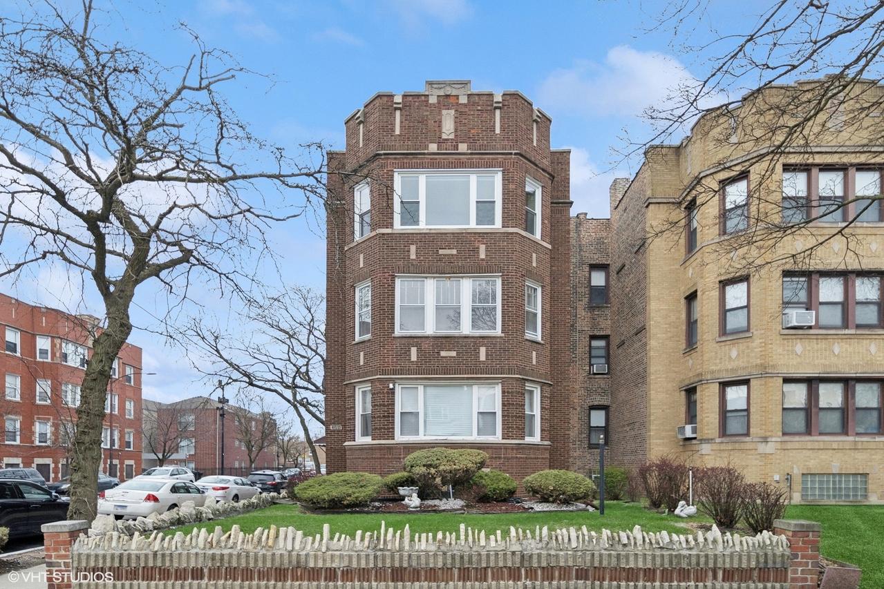 7301 S Constance Ave., Chicago, IL 60649