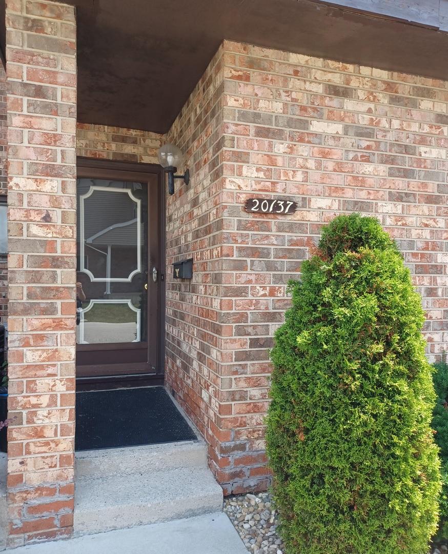 20137 Woodale St., Lynwood, IL 60411
