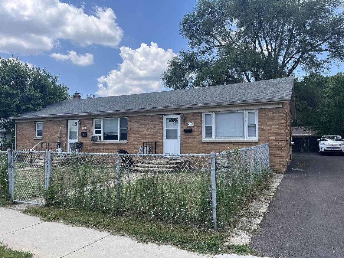 404-408 N Farnsworth Ave., Aurora, IL 60505