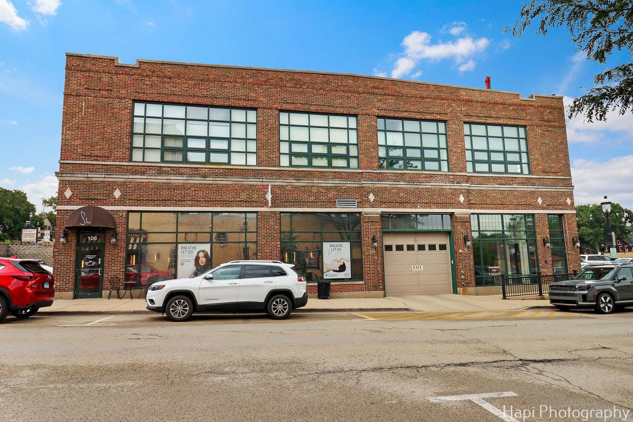 110 N 2nd St. #4, West Dundee, IL 60118