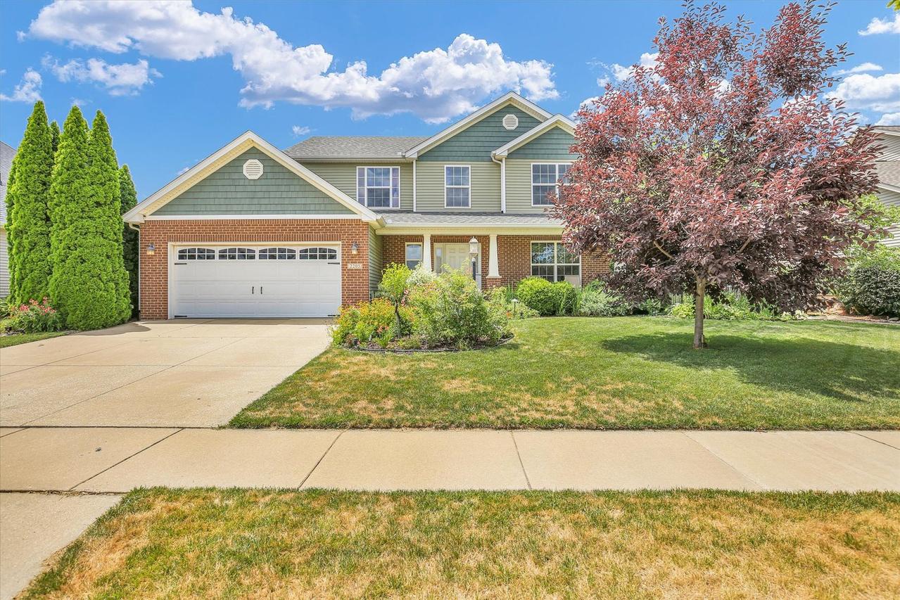2205 Savanna Dr., Champaign, IL 61822