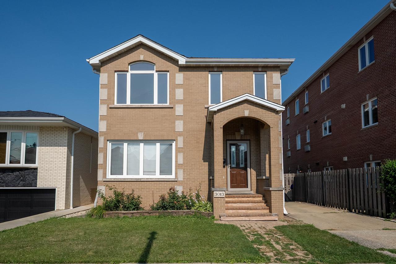 3013 N Oriole Ave., Chicago, IL 60707