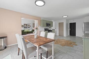 10067 W Logan Ct., Zion, IL 60099