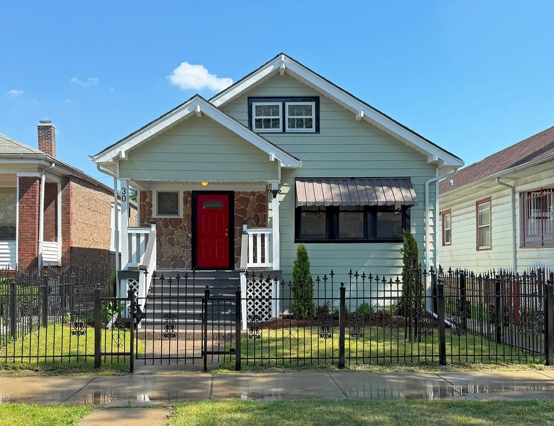 30 E 102nd St., Chicago, IL 60628