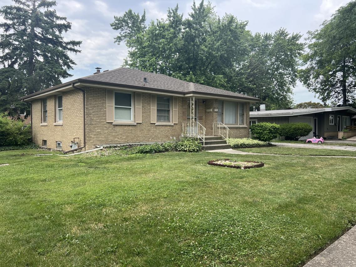 243 E 170th St., South Holland, IL 60473